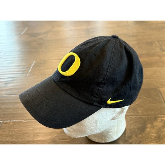Nike Heritage86 Mens Black Dri Fit Oregon Ducks StrapBack Hat Classic Dad Cap - Picture 3 of 8